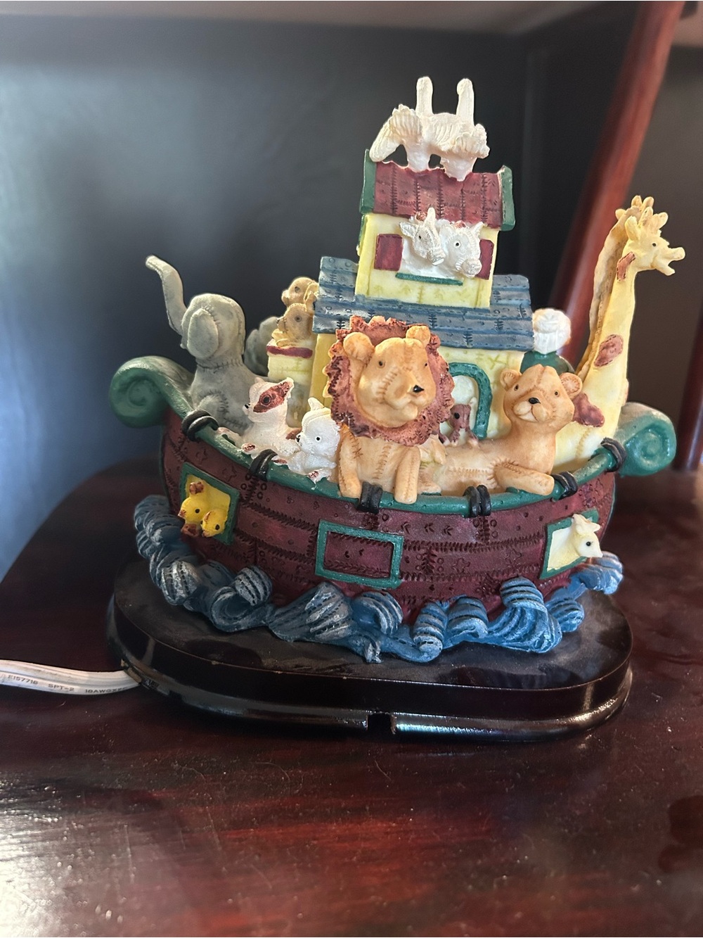 Noah's Ark Animal lamp  Decorative Boat - Multicolor